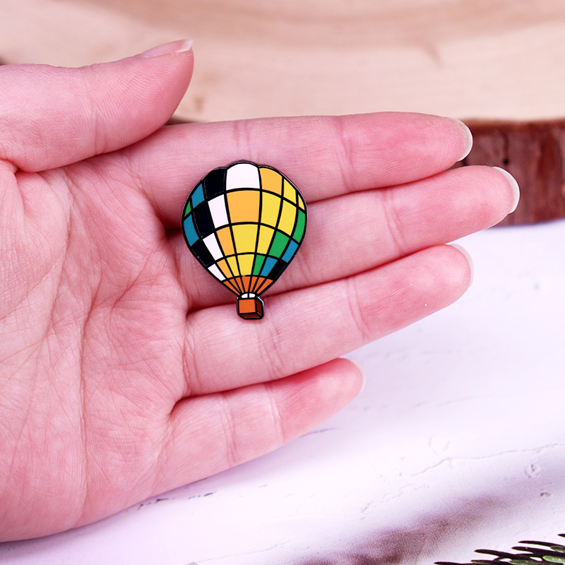 Hot Air Balloon Enamel Pin You - đánh giá và giá Embroidery Bali