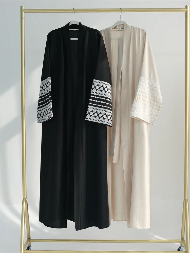Ramadan Eid Black Open Kimono  - đánh giá và giá Embroidery Kebaya